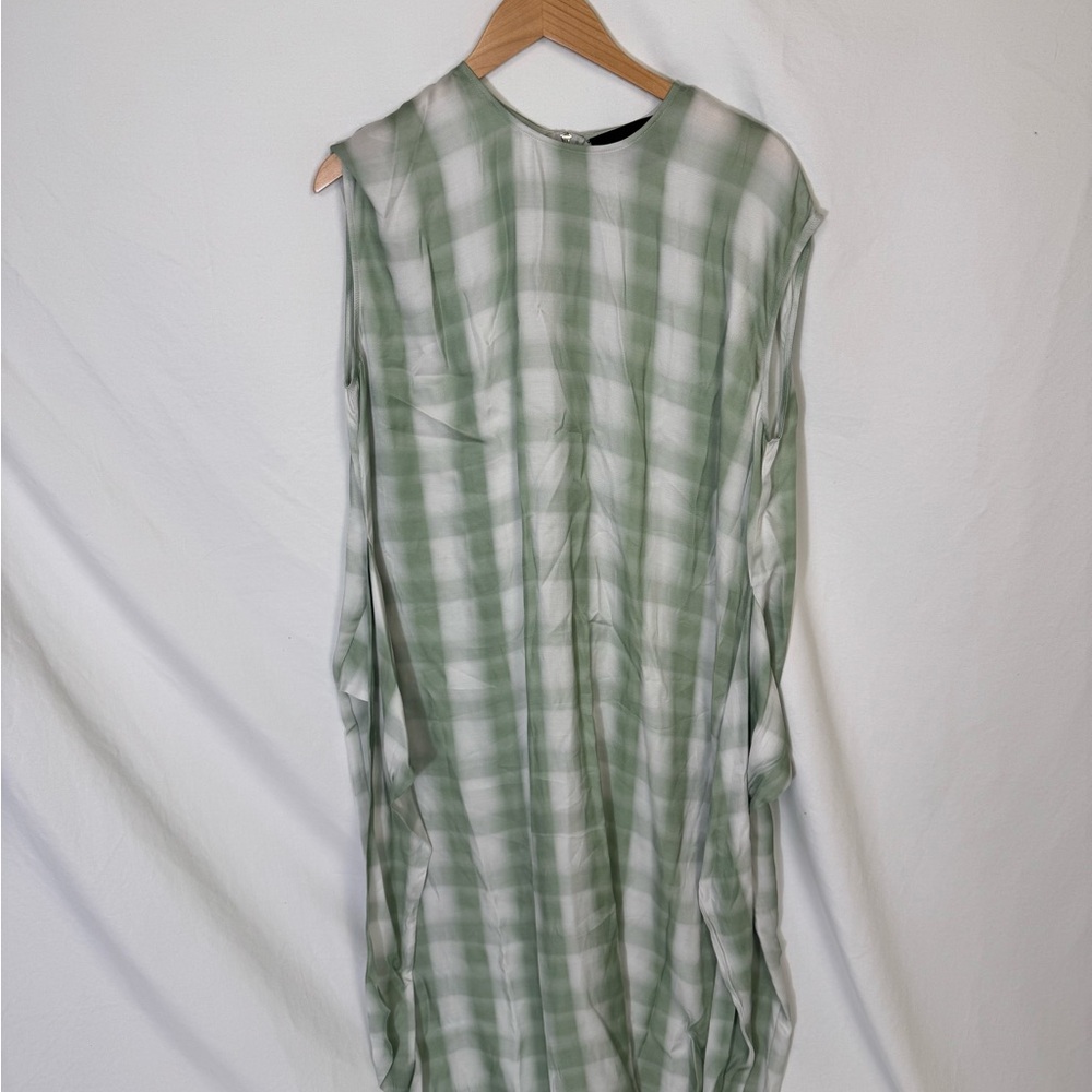 No. 6 Store Dress